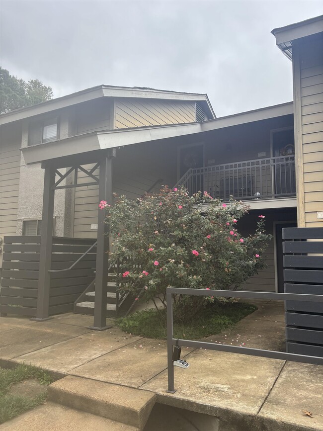 property at 1814 Birch Post Cove