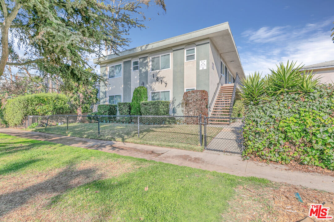 1817 16th St in Santa Monica, CA - Building Photo