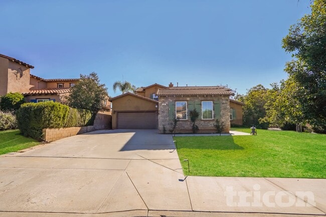 property at 307 Monument Pkwy