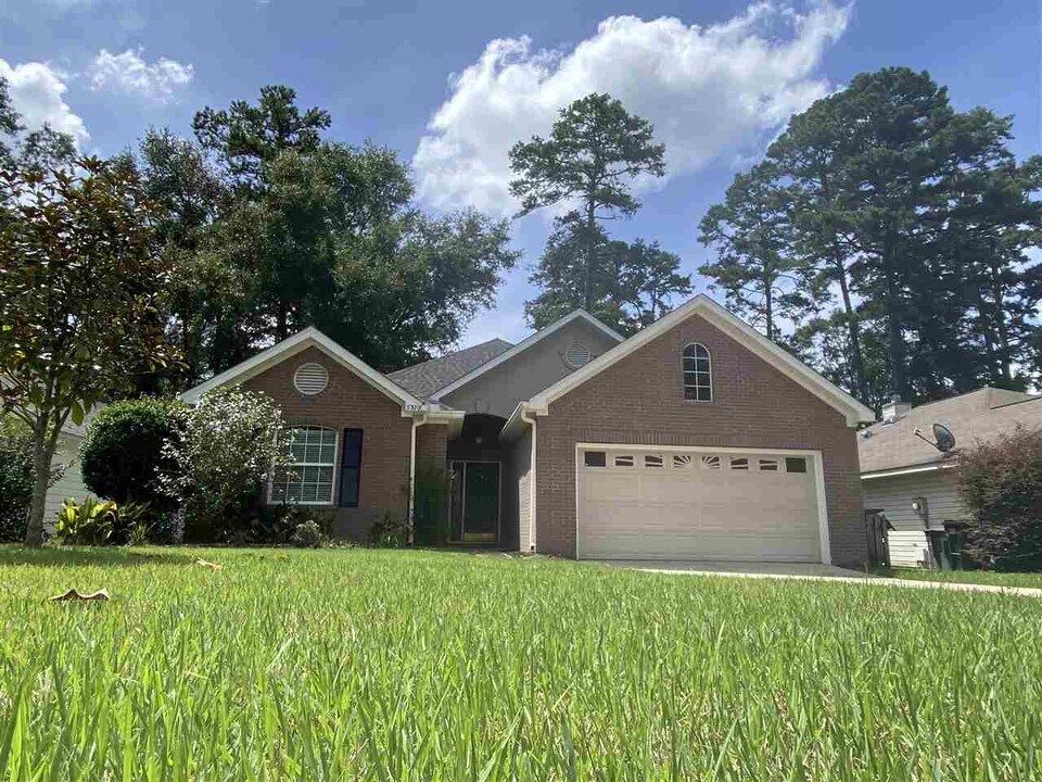 5370 Appledore Ln in Tallahassee, FL - Building Photo