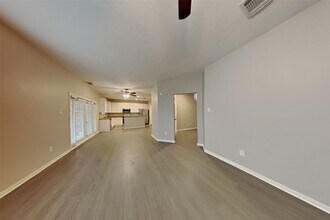 131 Lissa Ln in Sugar Land, TX - Building Photo - Building Photo