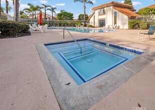 23276 La Mar, Unit #116D in Mission Viejo, CA - Foto de edificio - Building Photo