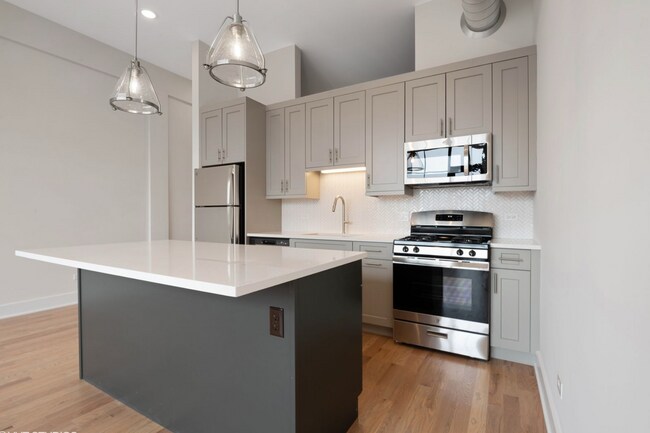 4405 N Artesian Ave in Chicago, IL - Building Photo - Building Photo