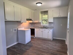 409 W Farmer St in Rocky Mount, NC - Building Photo - Building Photo