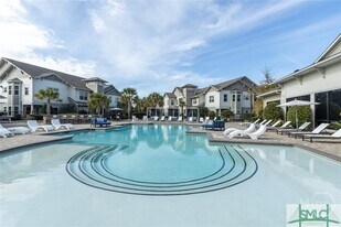 101 Spring Lakes Dr in Savannah, GA - Building Photo