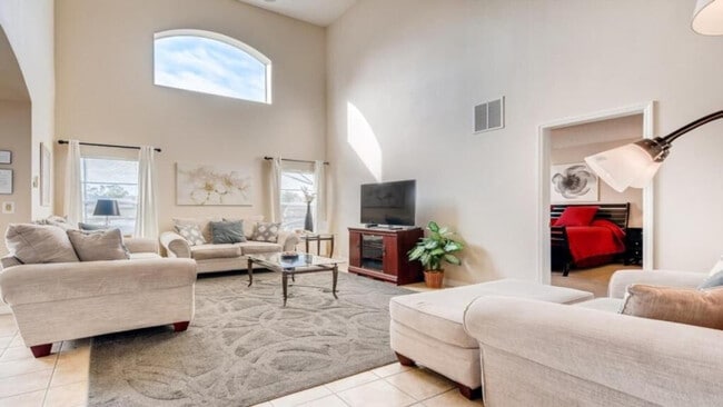 2651 Emerald Island Blvd in Kissimmee, FL - Building Photo - Building Photo