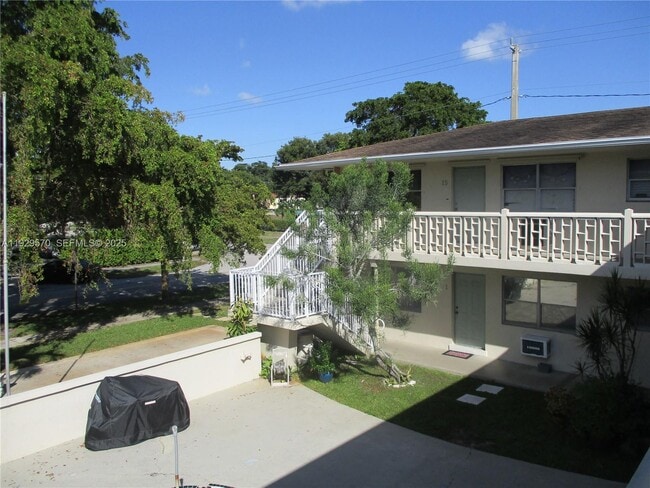 3500 Harrison St in Hollywood, FL - Building Photo - Building Photo
