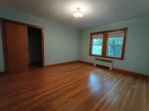 75 Forest St, Unit 1 in Medford, MA - Building Photo - Building Photo