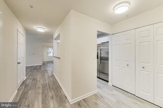 15300 Diamond Cove Terrace, Unit 4 in Rockville, MD - Building Photo - Building Photo