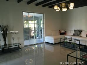 242 NW 100th Terrace-Unit -# N in Miami, FL - Building Photo - Building Photo