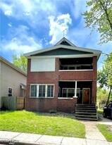 1030 Wheelock Rd in Cleveland, OH - Building Photo