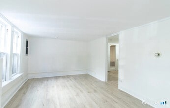 30 Grove St in Branford, CT - Building Photo - Building Photo
