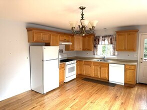 497 Garfield Ave in Bridgeport, CT - Building Photo - Building Photo
