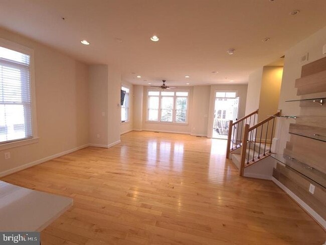 11402 Ridgeline Rd in Fairfax, VA - Building Photo - Building Photo