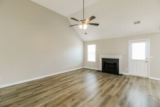 80 Heaton Dr, Unit 26207 in Covington, GA - Building Photo - Building Photo