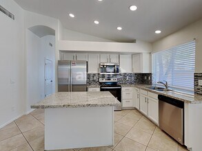 2623 N 125th Dr in Avondale, AZ - Building Photo - Building Photo
