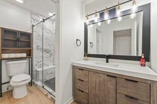 128 Lablanc Way NW, Unit 128 LaBlanc in Atlanta, GA - Building Photo