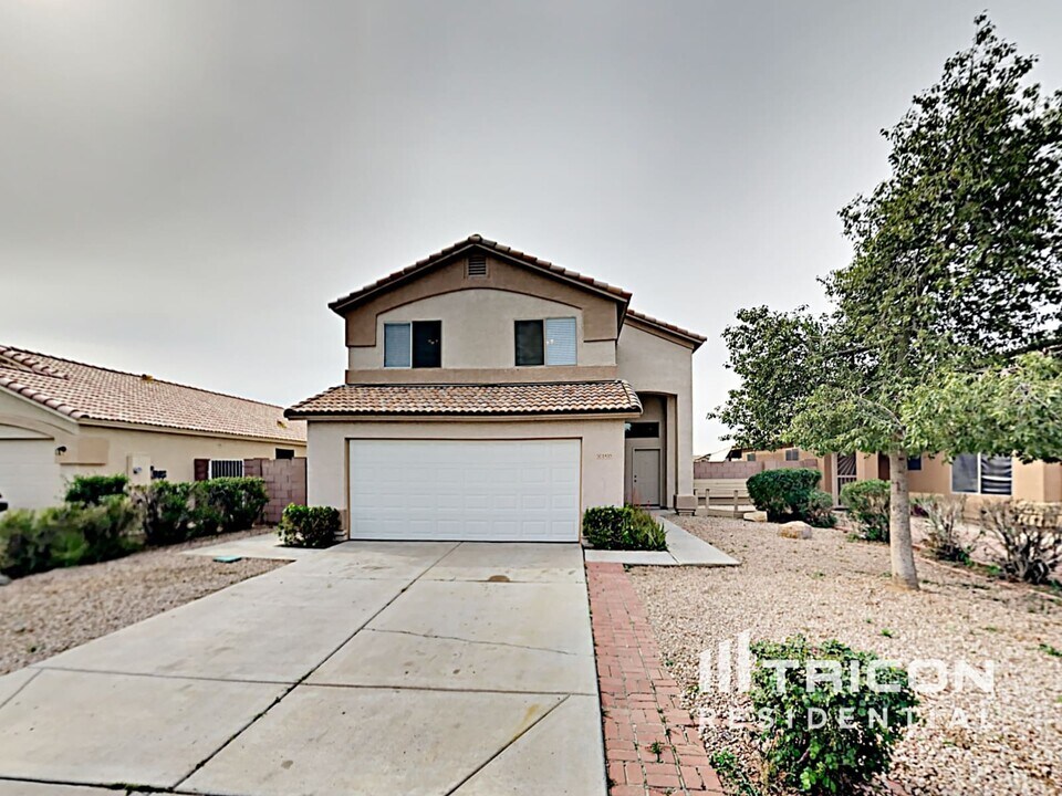 11435 W Sheridan St in Avondale, AZ - Building Photo