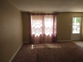 1432 Bonforte Blvd in Pueblo, CO - Building Photo - Building Photo