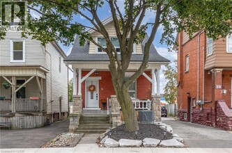 37 Cliff Ave in Hamilton, ON - Building Photo - Building Photo