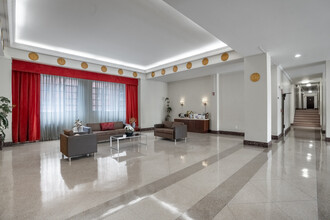 State House Apartments in Washington, DC - Building Photo - Lobby