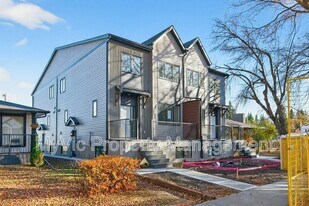 10335-10135 135 St NW in Edmonton, AB - Building Photo