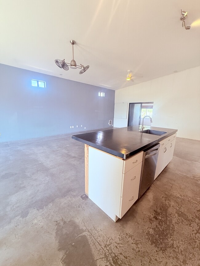 421 E Lester St in Tucson, AZ - Building Photo - Building Photo