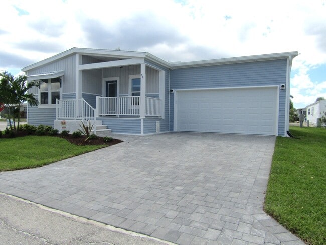 54 Macuro Ct in Ft. Myers, FL - Foto de edificio - Building Photo