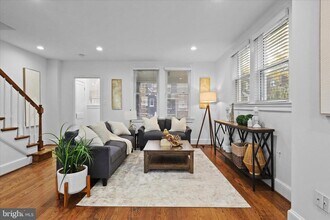 521 Quintana Pl NW in Washington, DC - Building Photo - Building Photo