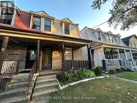 19 Jerome St in Toronto, ON - Building Photo