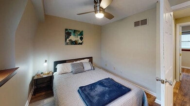 Hometeam Properties in Columbus, OH - Building Photo - Building Photo