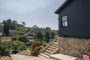 1130 El Paso Dr in Los Angeles, CA - Building Photo