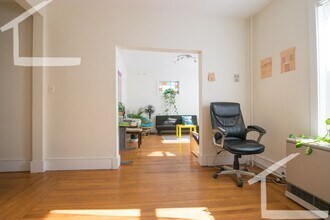 221 Harvard St in Cambridge, MA - Building Photo - Building Photo