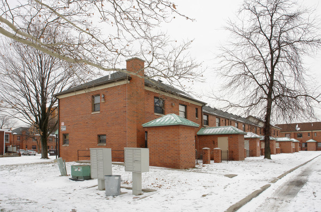 1300 Phale D. Hale Dr in Columbus, OH - Foto de edificio - Building Photo