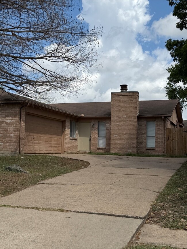 property at 22726 Leedstown Ln