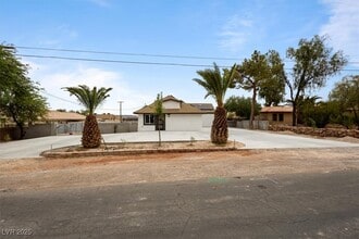 7724 Rancho Destino Rd in Las Vegas, NV - Building Photo - Building Photo