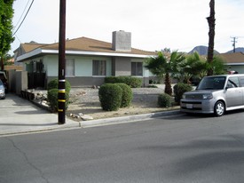 44850-44862 Cabrillo Ave in Palm Desert, CA - Building Photo - Building Photo