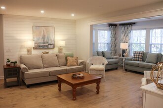 4384 Daphne Ln in Murrells Inlet, SC - Foto de edificio - Building Photo