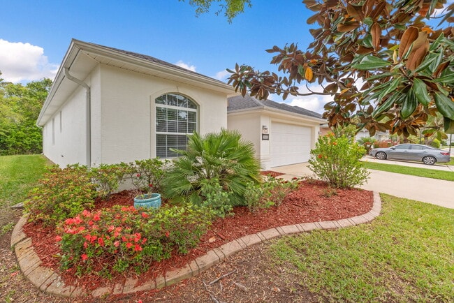 800 Crestwood Dr in St. Augustine, FL - Building Photo - Building Photo