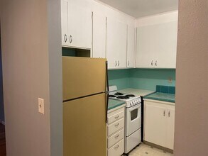 7708-7708 SE Harold St in Portland, OR - Building Photo - Building Photo