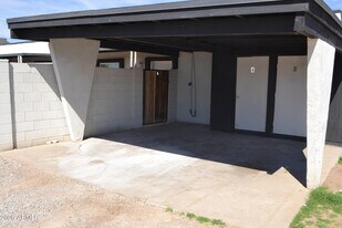 1551 E 28th Ave in Apache Junction, AZ - Building Photo