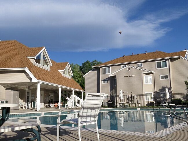 property at 4840 Twin Lakes Rd