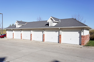 TurtleCreek Apartments in West Des Moines, IA - Foto de edificio - Building Photo