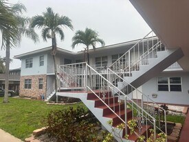 2725 Middle River Dr in Fort Lauderdale, FL - Building Photo