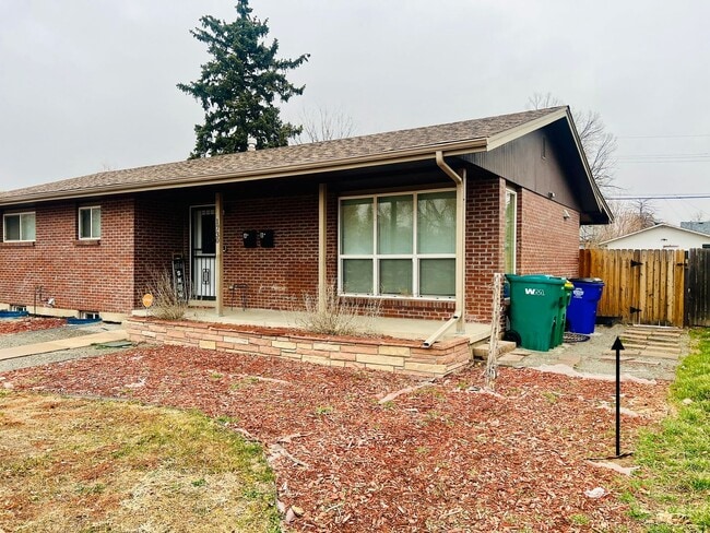 1730 Del Mar Pkwy in Aurora, CO - Building Photo - Building Photo