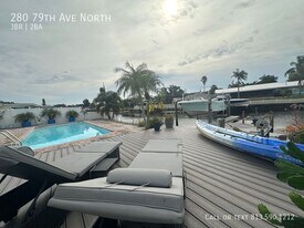 280 79th Ave N in St. Petersburg, FL - Building Photo