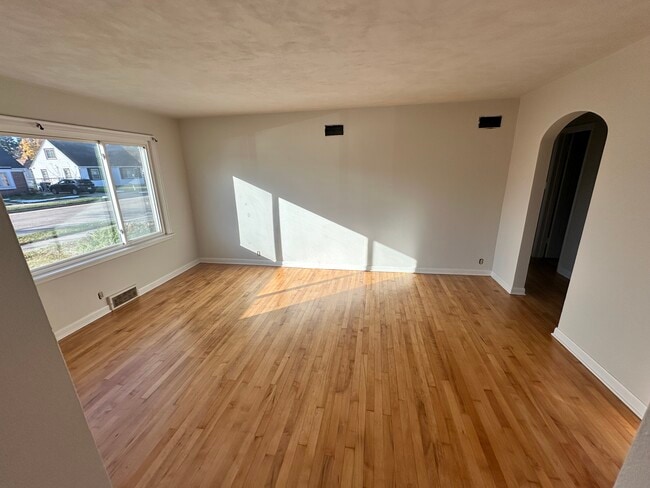 1302 Kingston Ave in Racine, WI - Building Photo - Building Photo