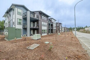 Landing at College Marketplace in Poulsbo, WA - Building Photo
