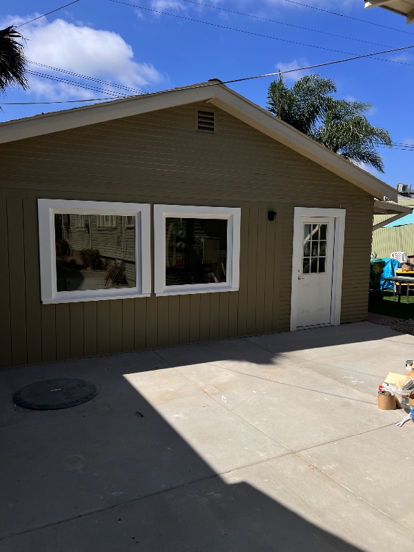 property at 1424 Dale St
