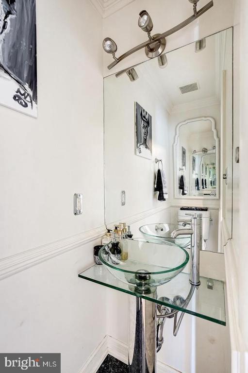 1023 Quincy St NE in Washington, DC - Building Photo - Building Photo